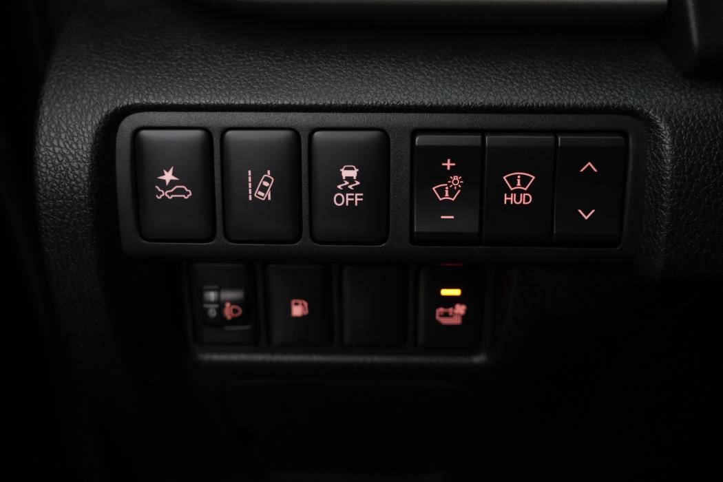 MITSUBISHI Eclipse 2025