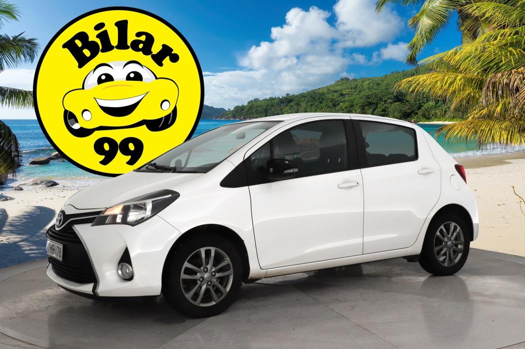 TOYOTA Yaris 2016