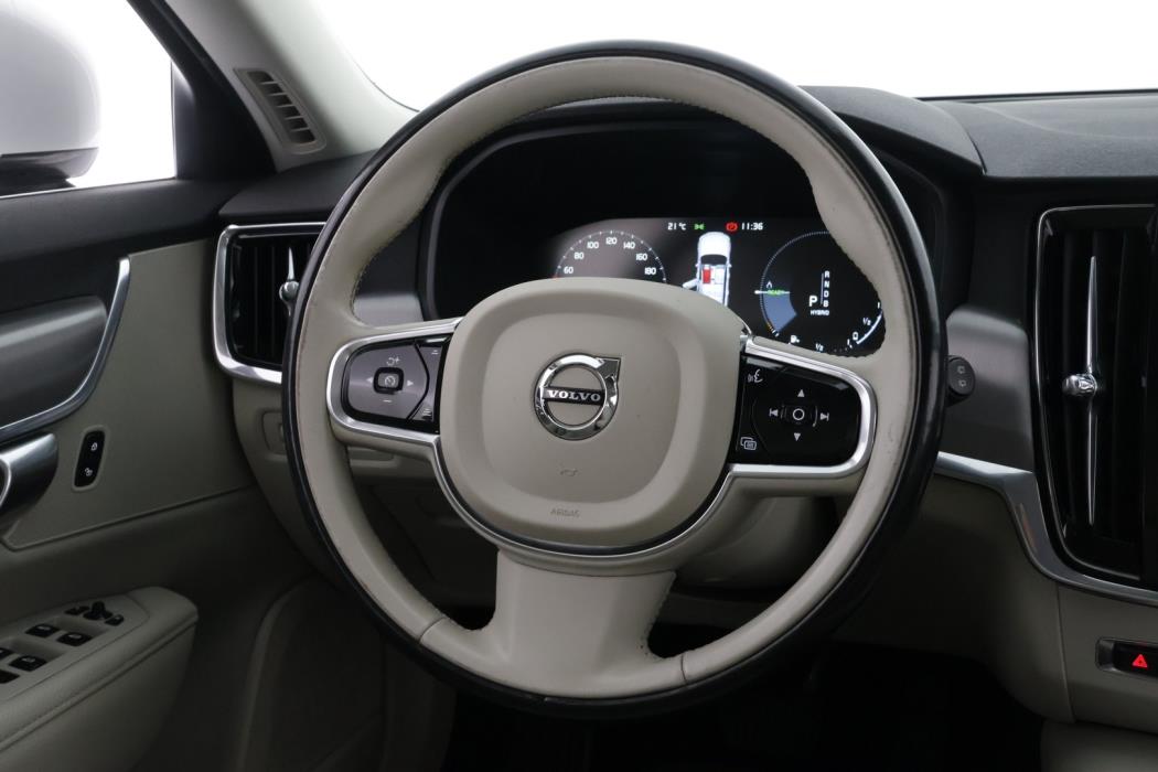 VOLVO V90 2017