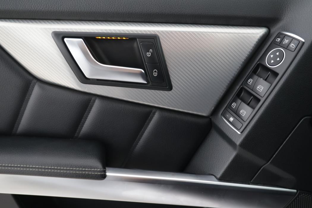 MERCEDES-BENZ GLK 2012