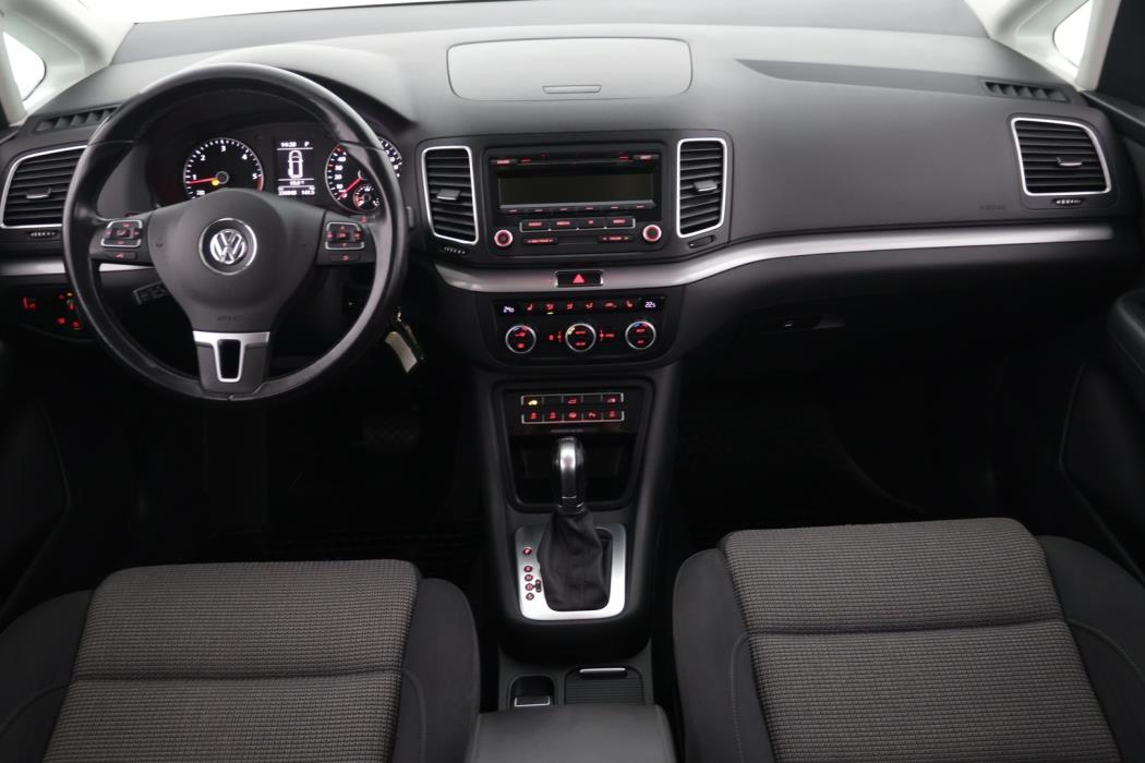 VOLKSWAGEN Sharan 2015