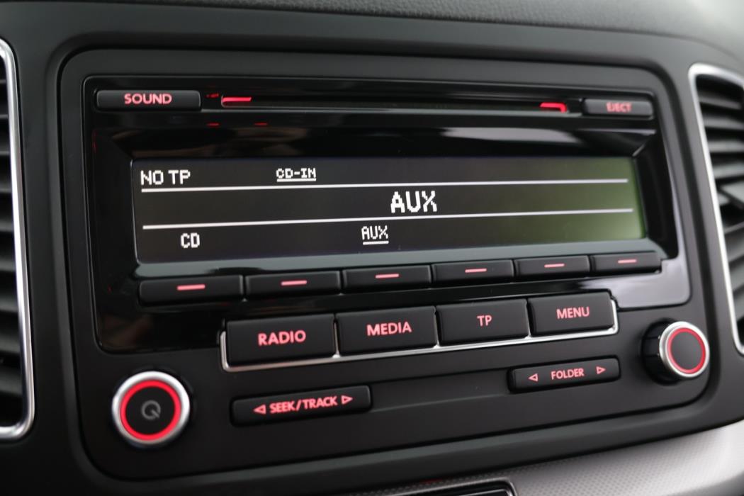 VOLKSWAGEN Sharan 2015