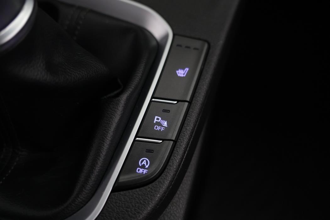 HYUNDAI i30 Fastback 2018