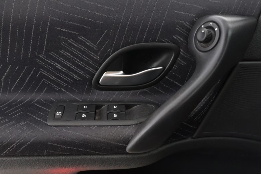 RENAULT Laguna 2004
