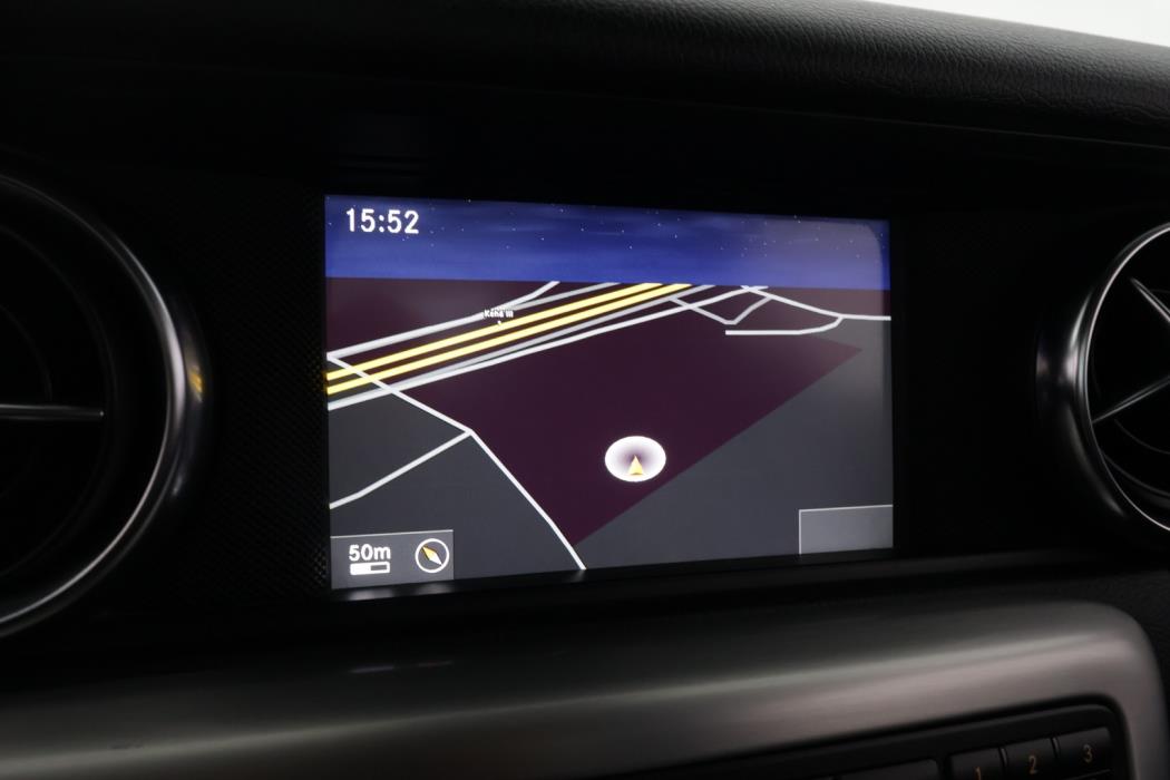 MERCEDES-BENZ SLK 2011
