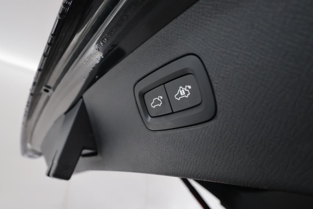 VOLVO XC90 2020