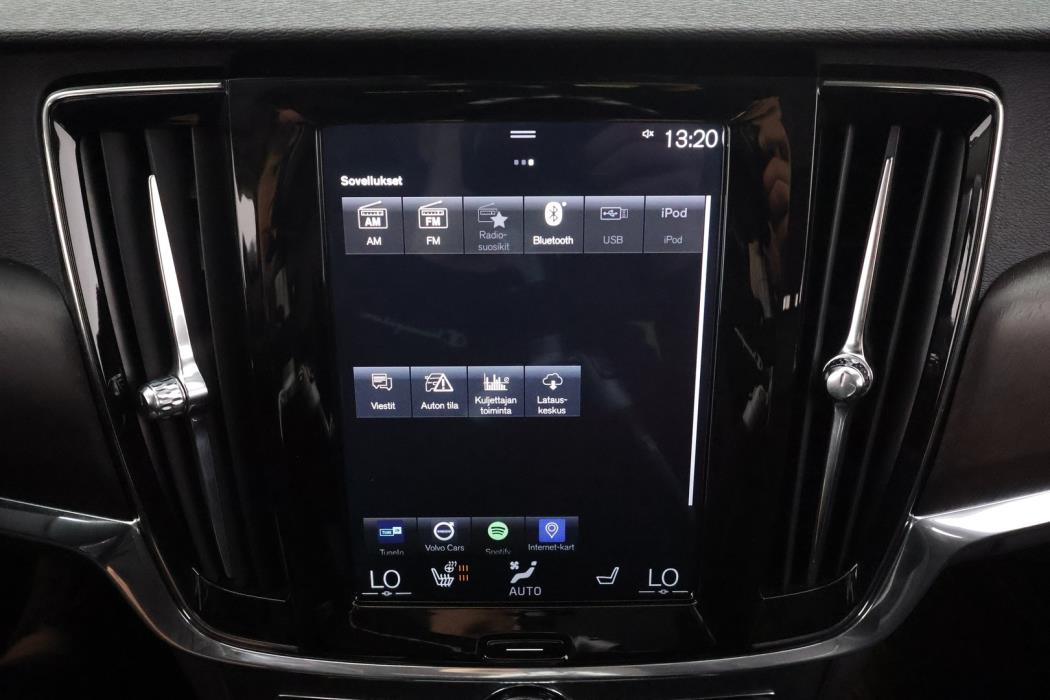 VOLVO V90 Cross Country 2018