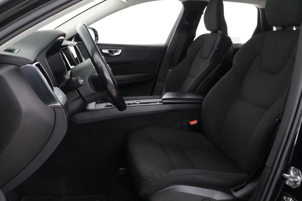 VOLVO XC60 2021