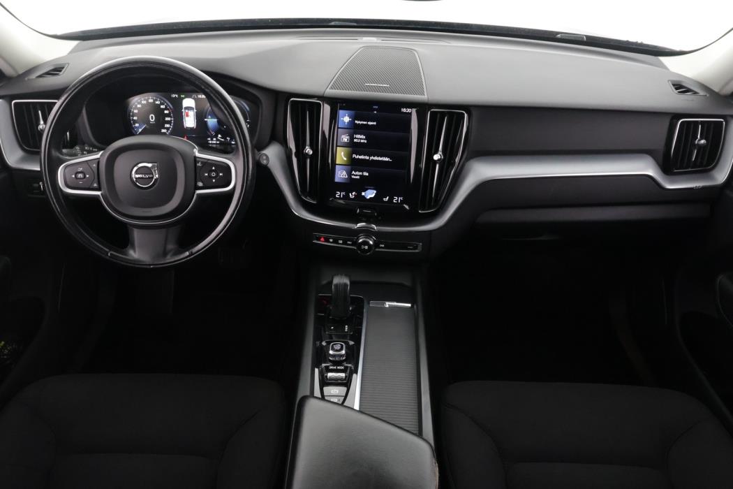 VOLVO XC60 2021