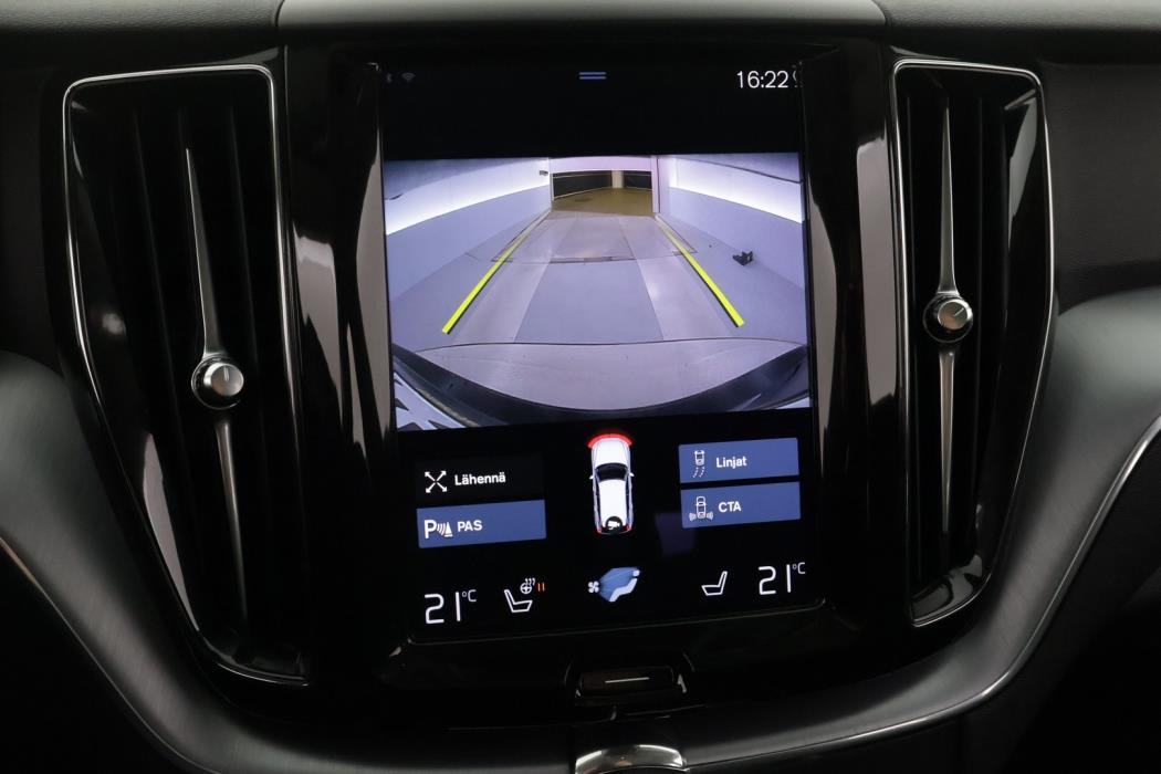 VOLVO XC60 2021
