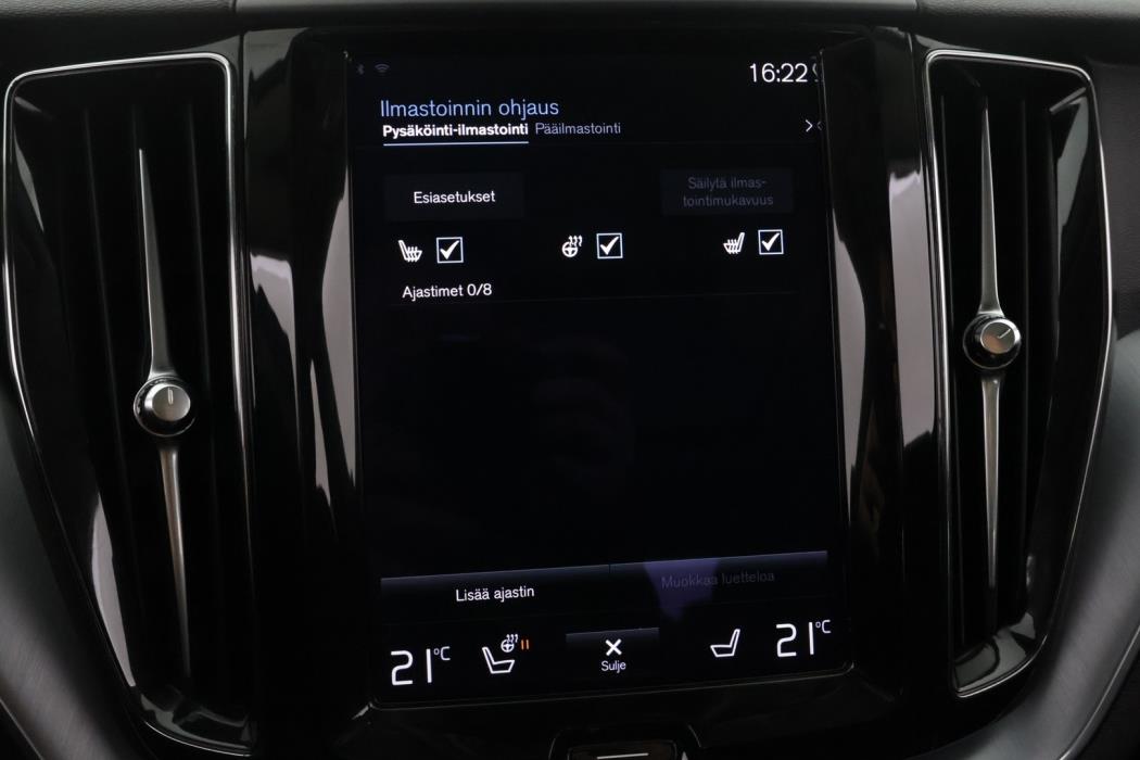 VOLVO XC60 2021