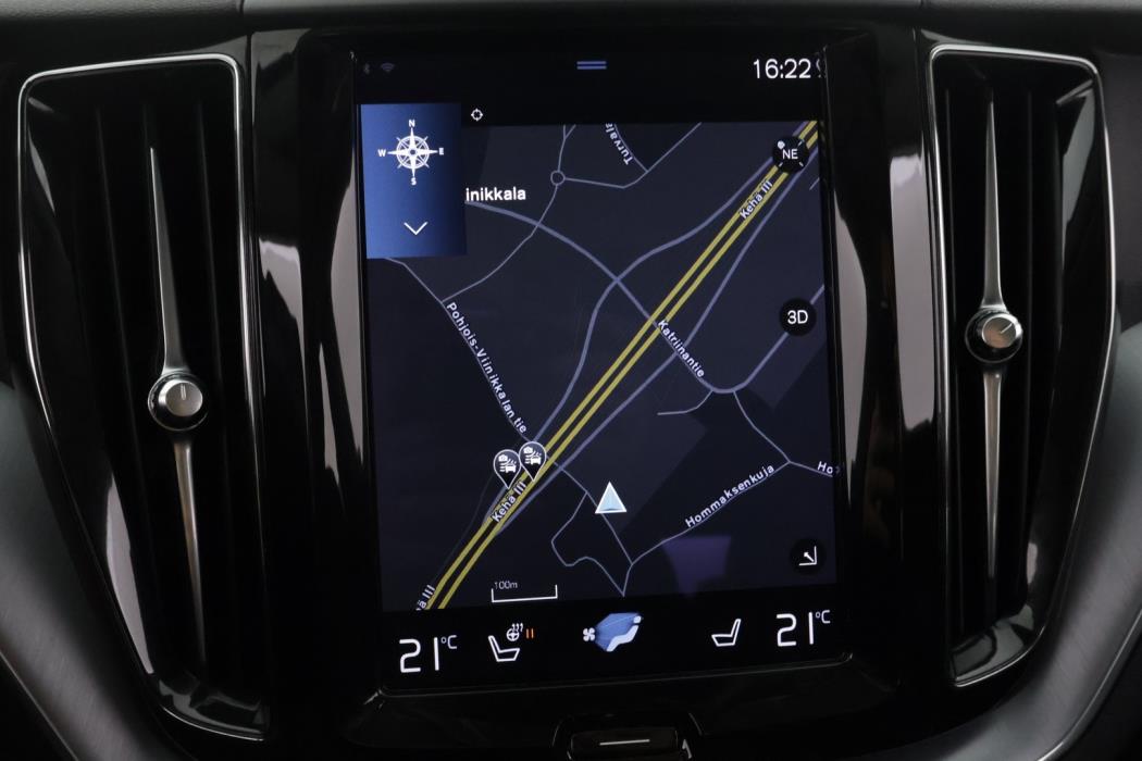VOLVO XC60 2021