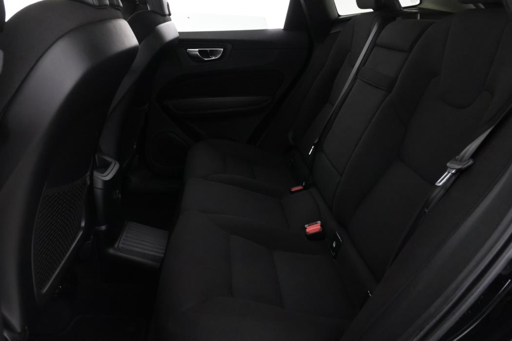 VOLVO XC60 2021