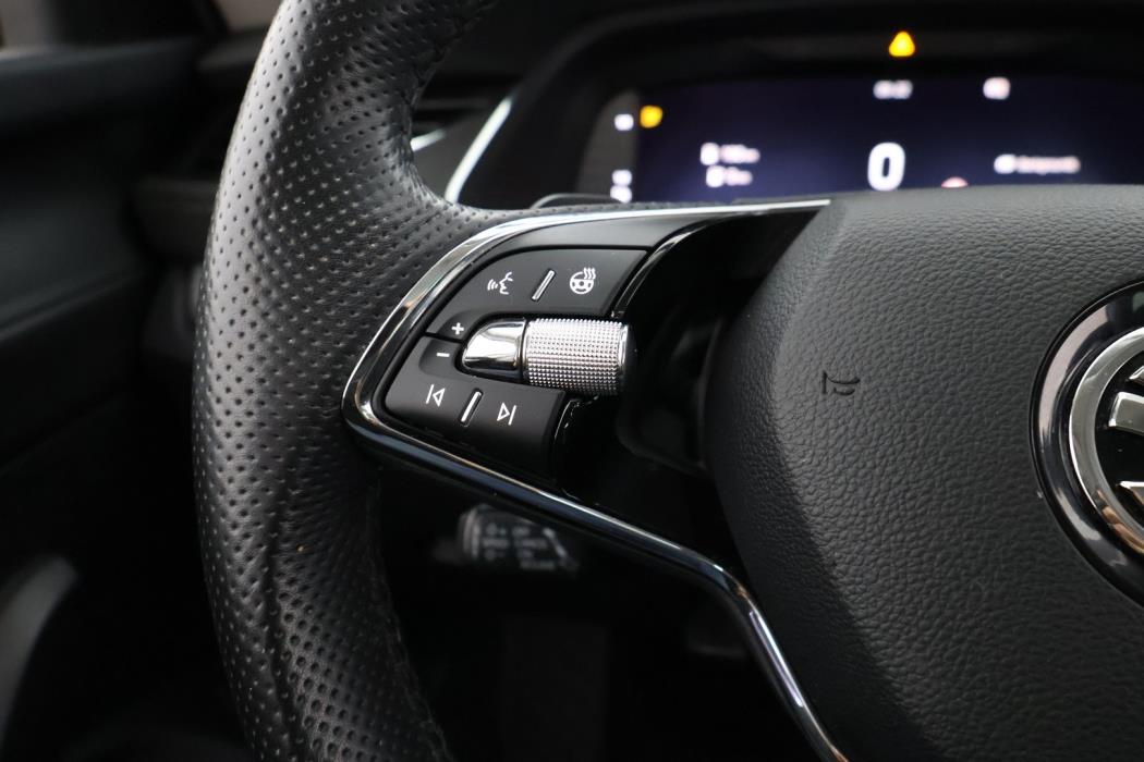 SKODA OCTAVIA 2021