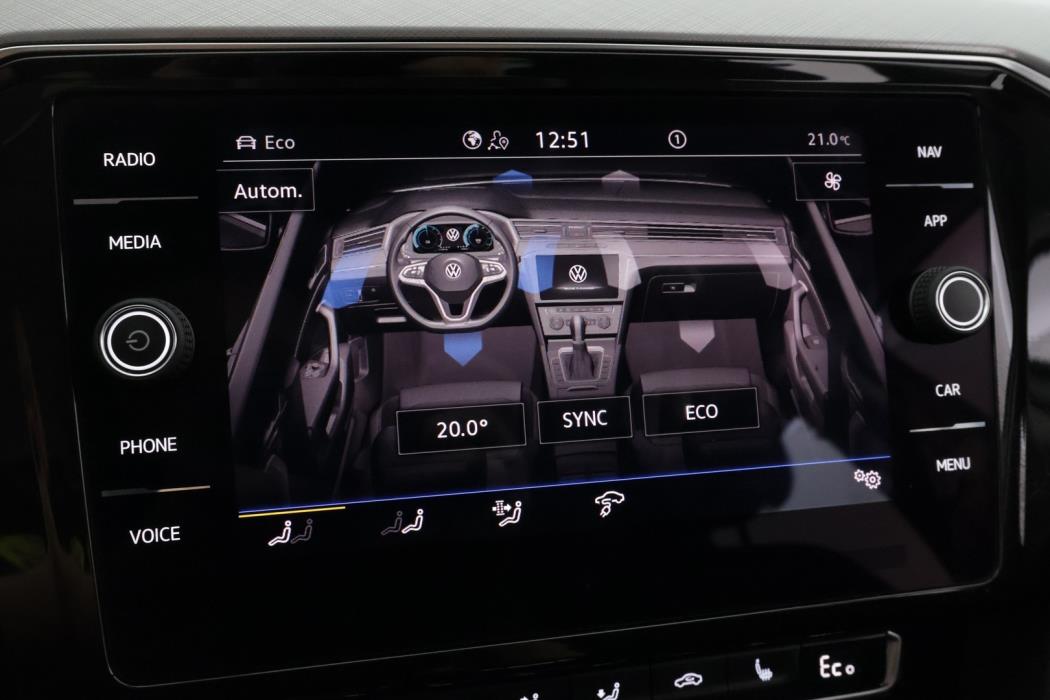VOLKSWAGEN Passat 2020