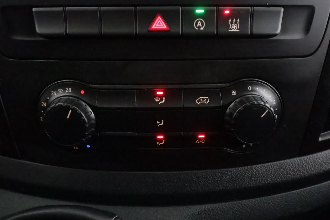 MERCEDES-BENZ Vito 2021