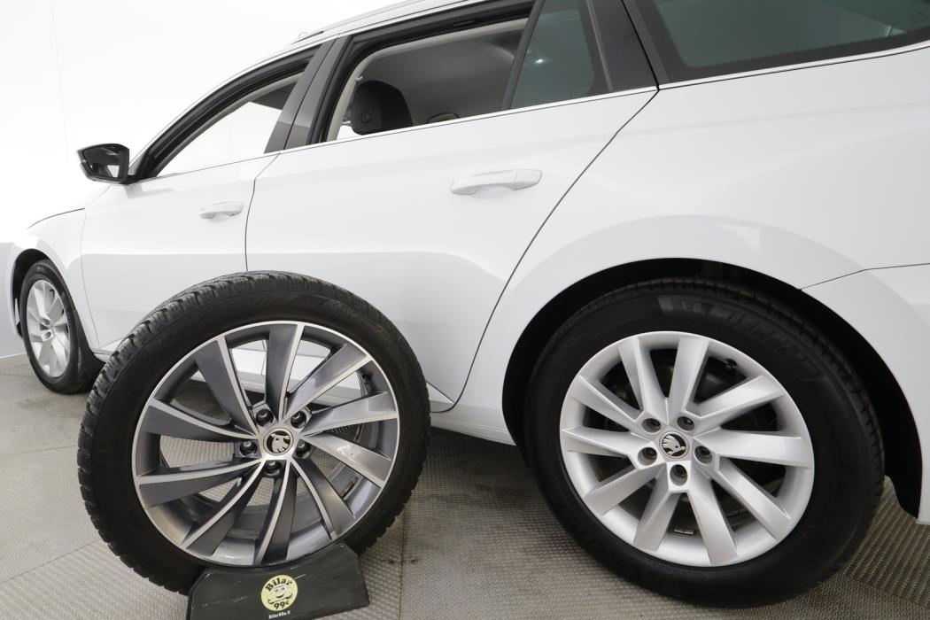 SKODA Superb 2022