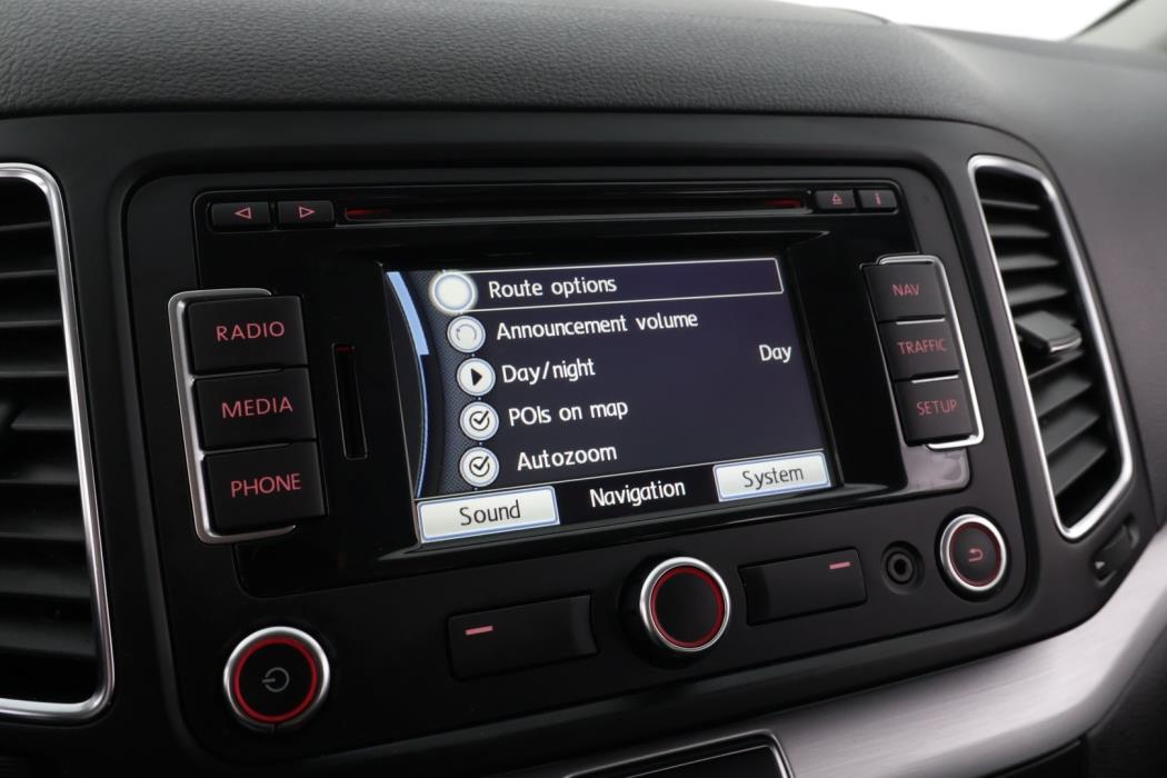 VOLKSWAGEN Sharan 2013