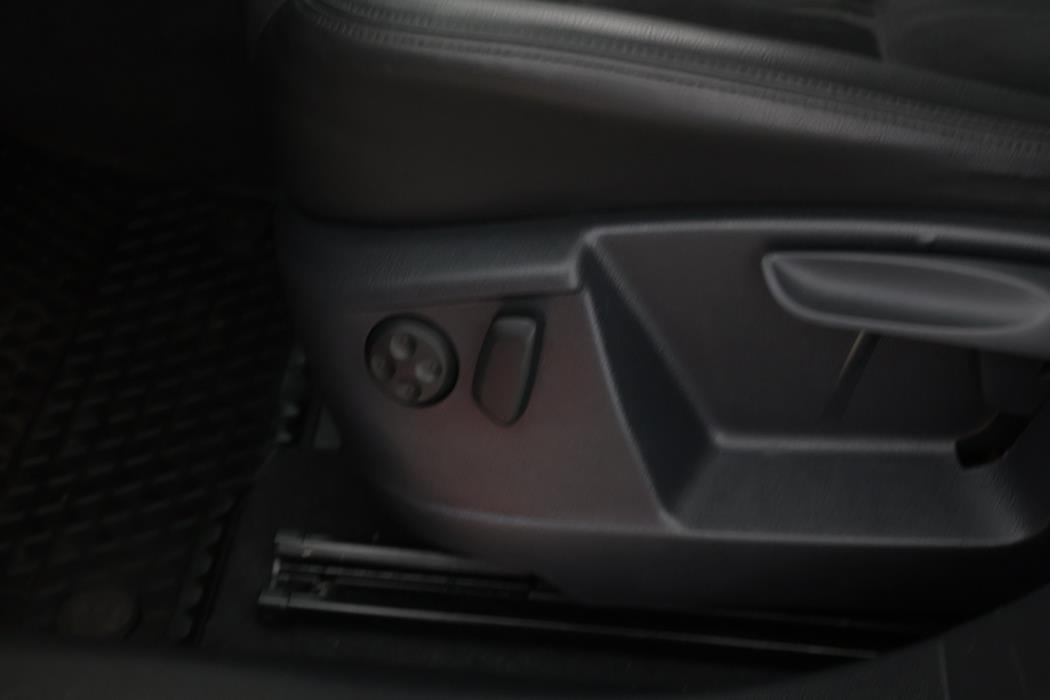 VOLKSWAGEN Sharan 2013