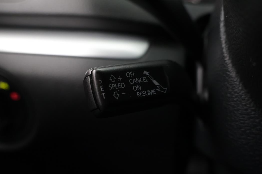 VOLKSWAGEN Sharan 2013