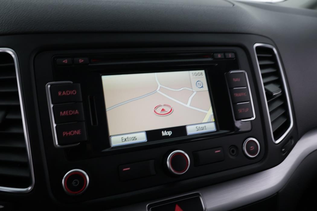 VOLKSWAGEN Sharan 2013