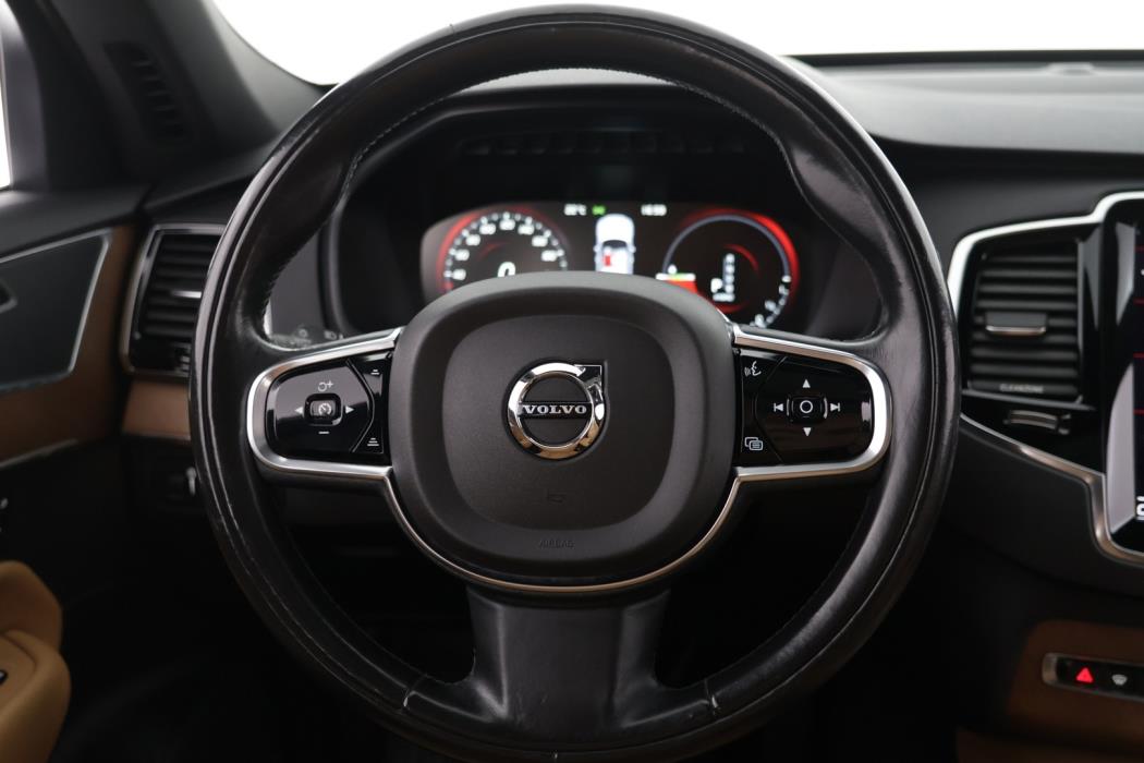VOLVO XC90 2016