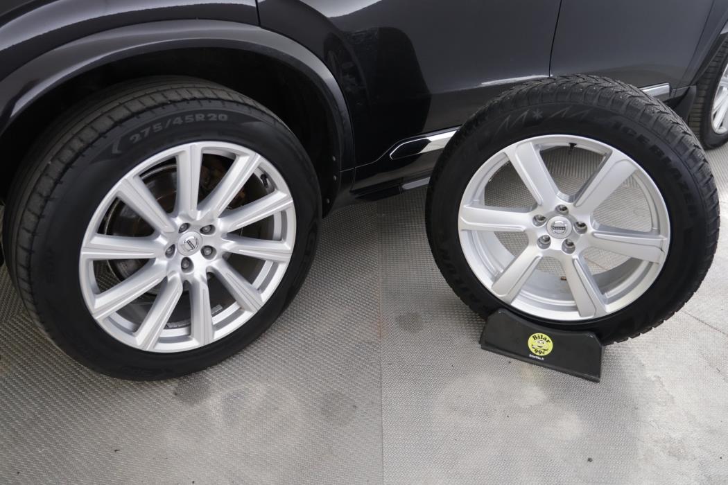VOLVO XC90 2016