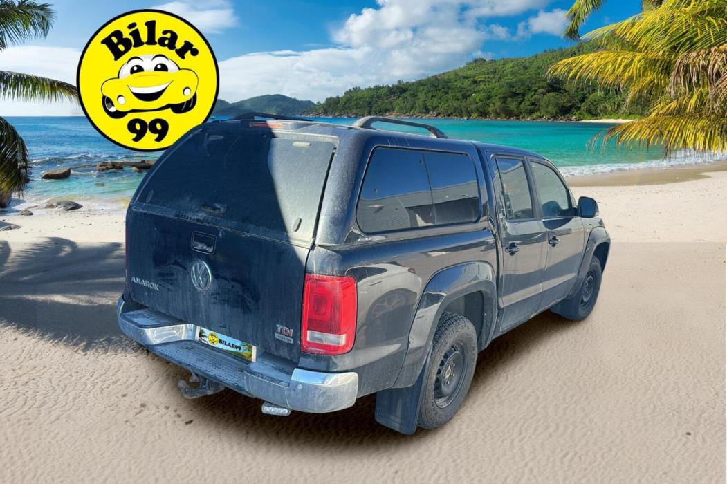 VOLKSWAGEN Amarok 2012