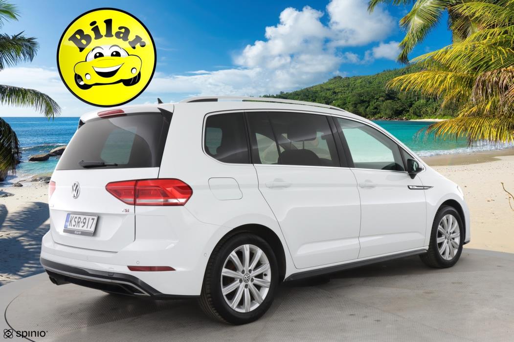 VOLKSWAGEN Touran 2017