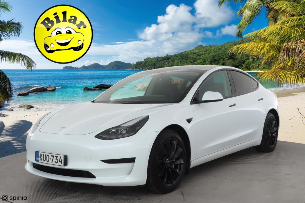 TESLA Model 3 2022