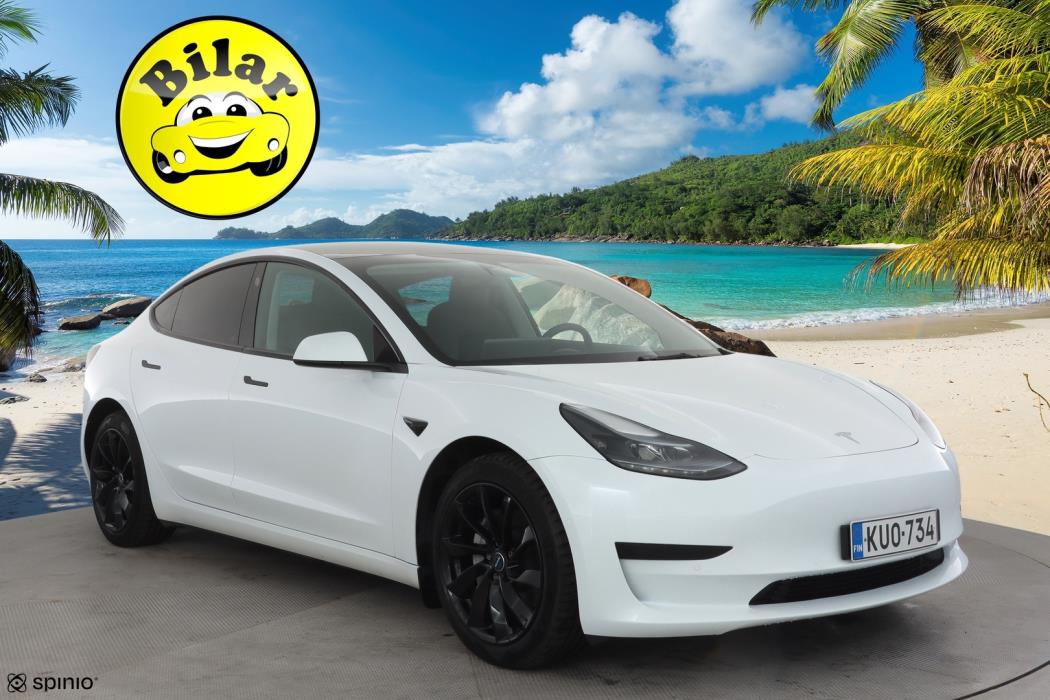 TESLA Model 3 2022