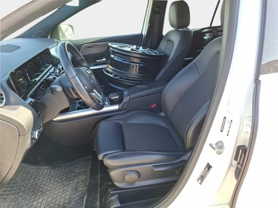 MERCEDES-BENZ GLA 2022