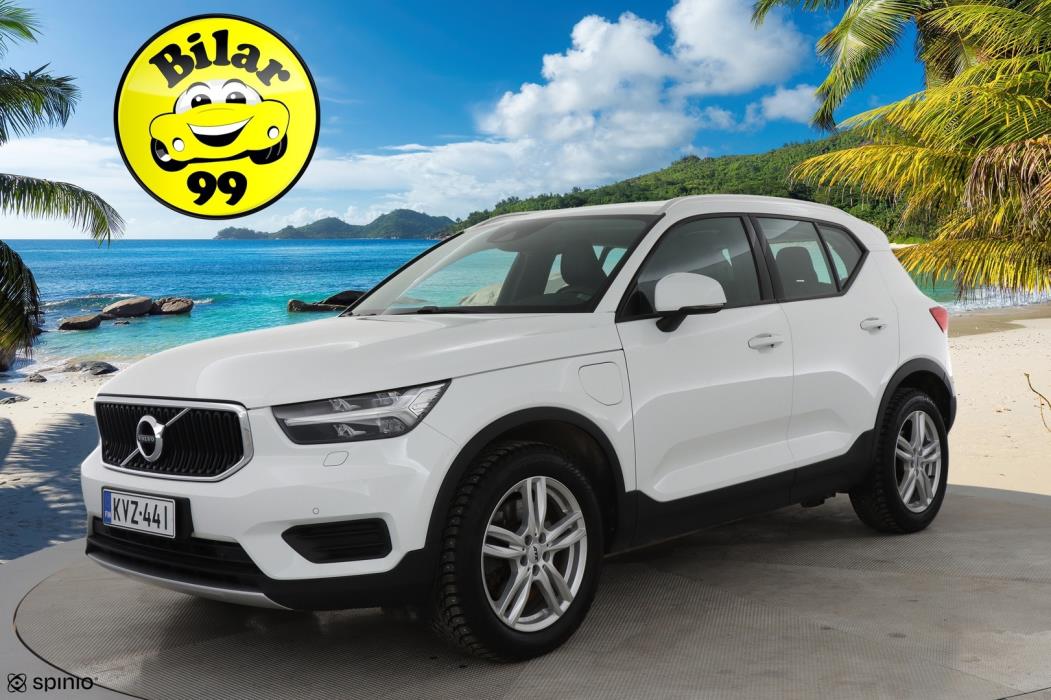 VOLVO XC40 2020