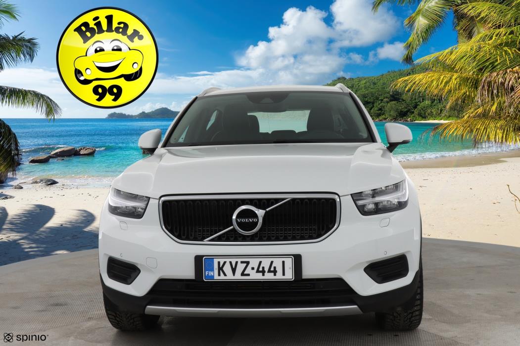VOLVO XC40 2020