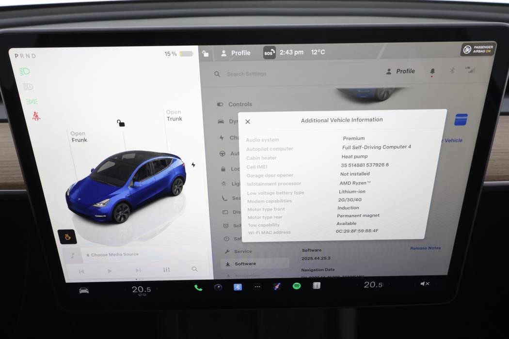 TESLA Model Y 2025
