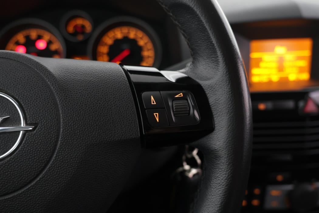 OPEL Astra 2008