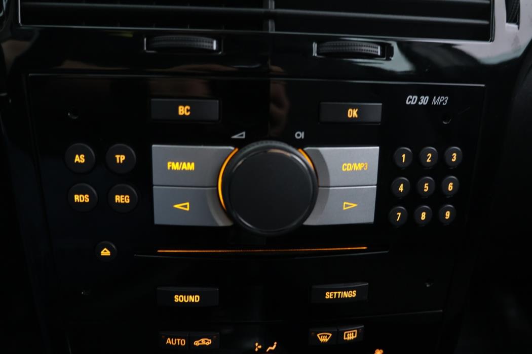 OPEL Astra 2008