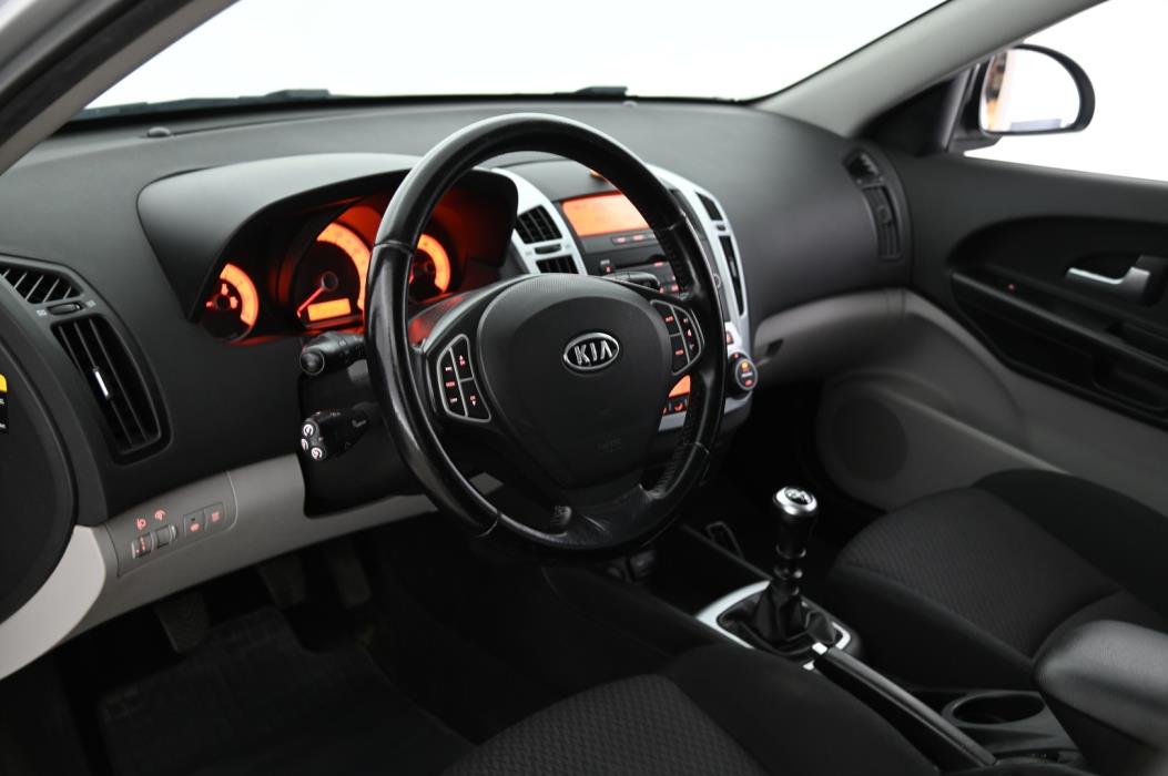 KIA cee'd 2009