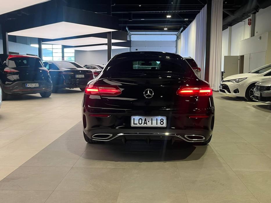 MERCEDES-BENZ E 2017