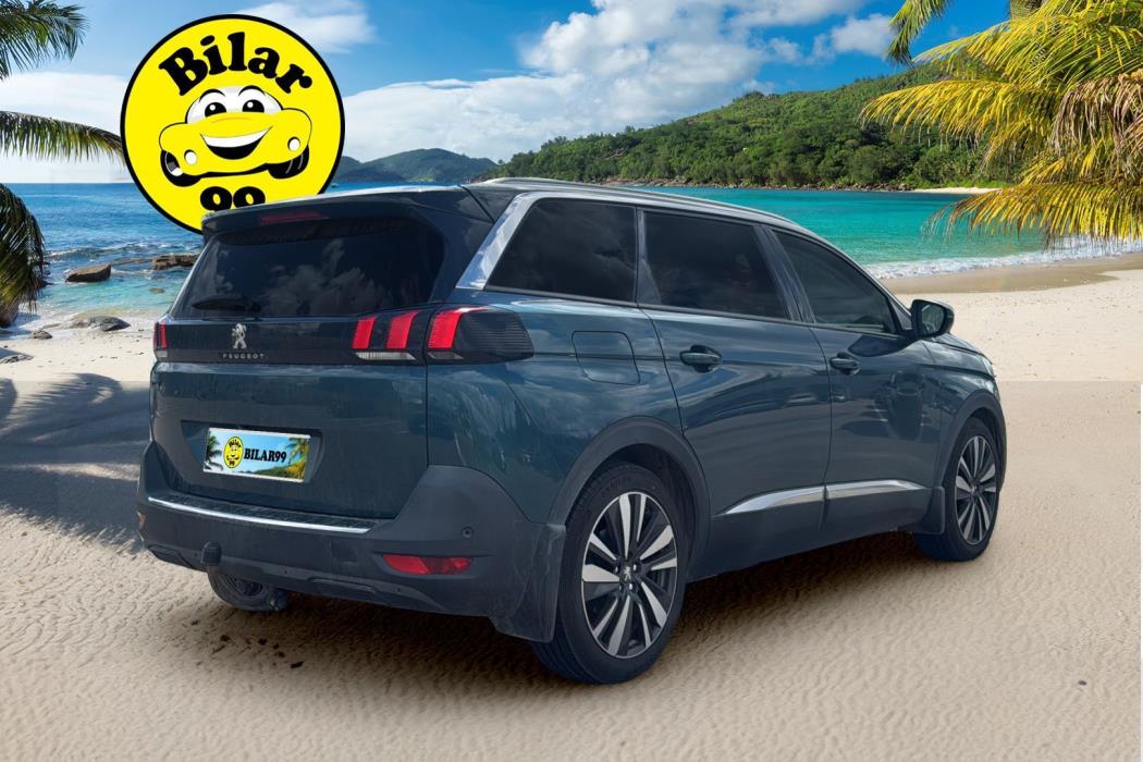 PEUGEOT 5008 2018