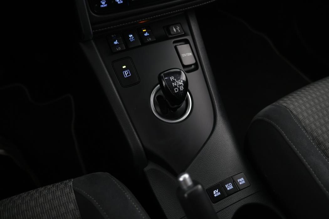 TOYOTA Auris 2018