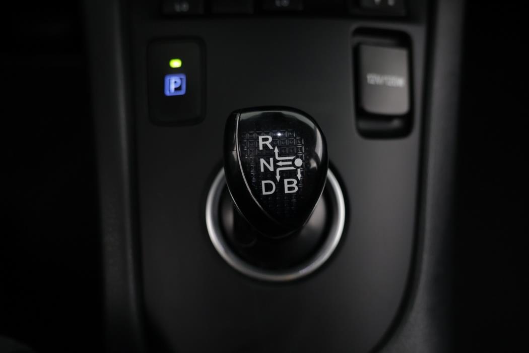 TOYOTA Auris 2018