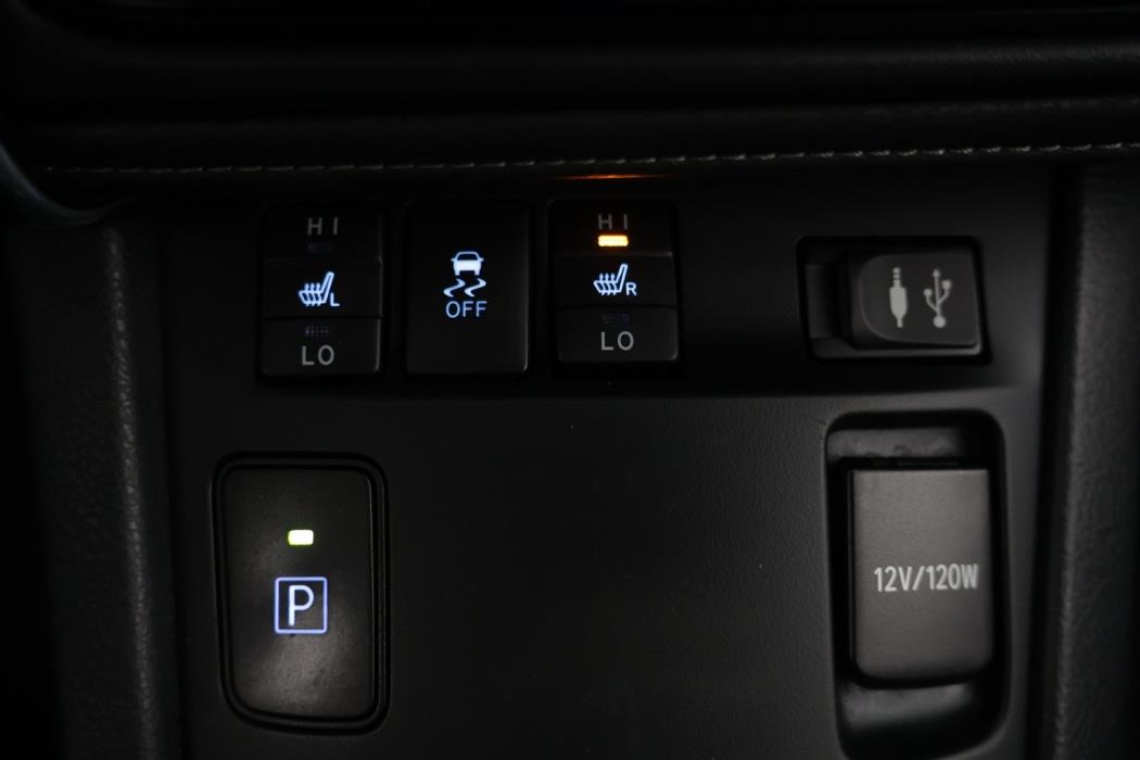 TOYOTA Auris 2018
