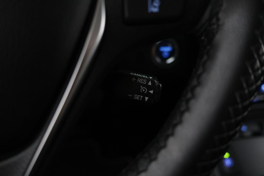 TOYOTA Auris 2018
