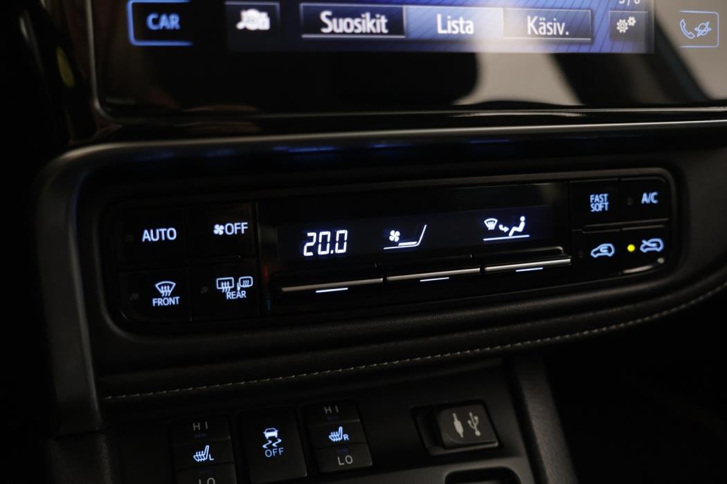 TOYOTA Auris 2018