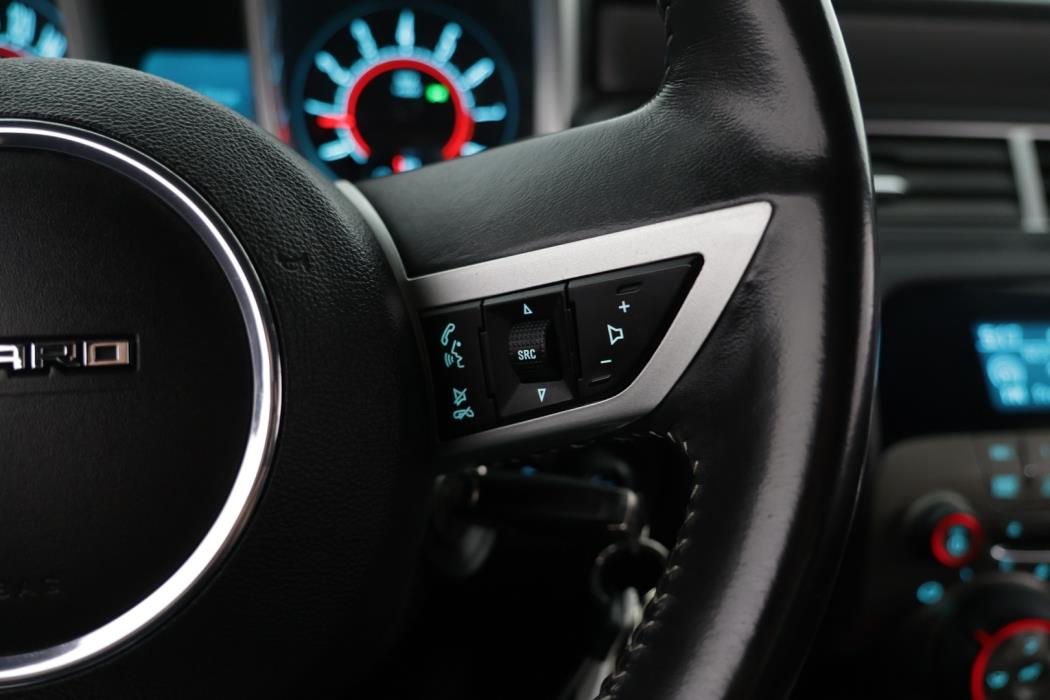 CHEVROLET Camaro 2011