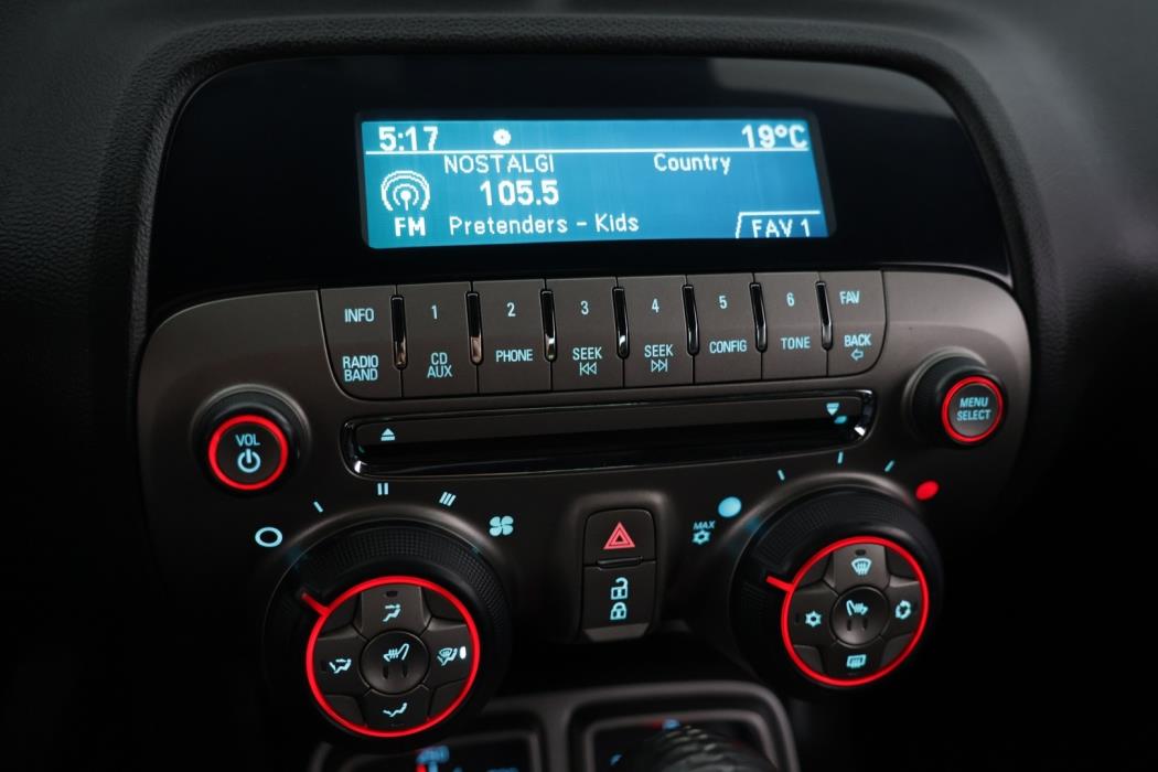CHEVROLET Camaro 2011