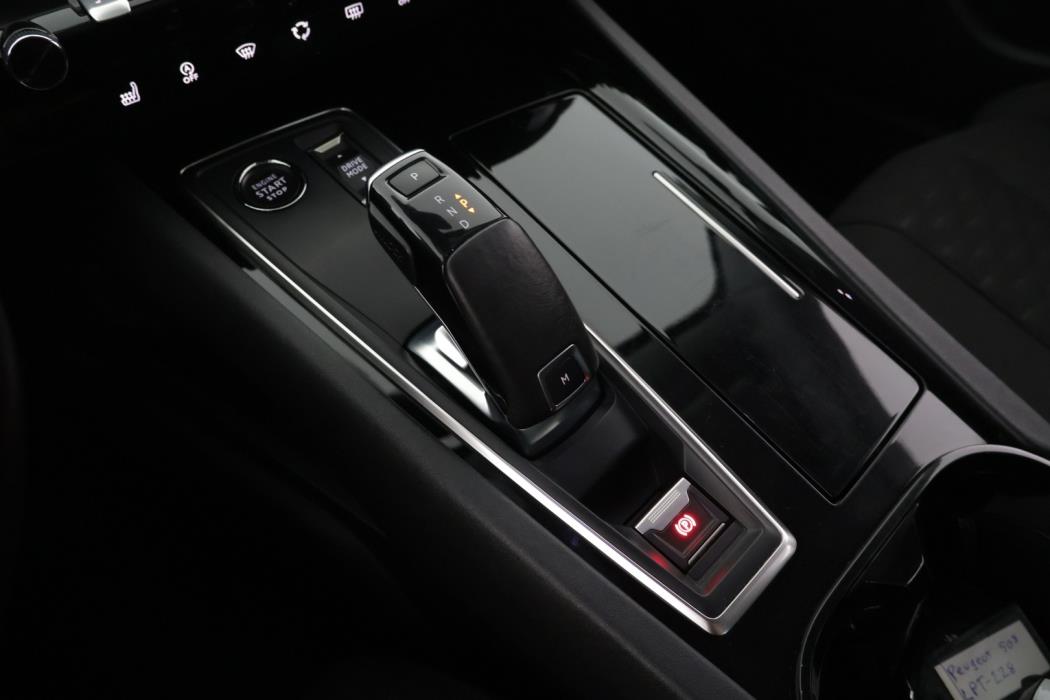 PEUGEOT 508 2021