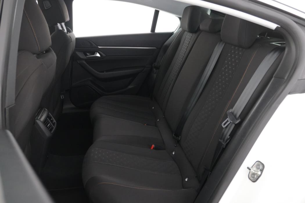 PEUGEOT 508 2021