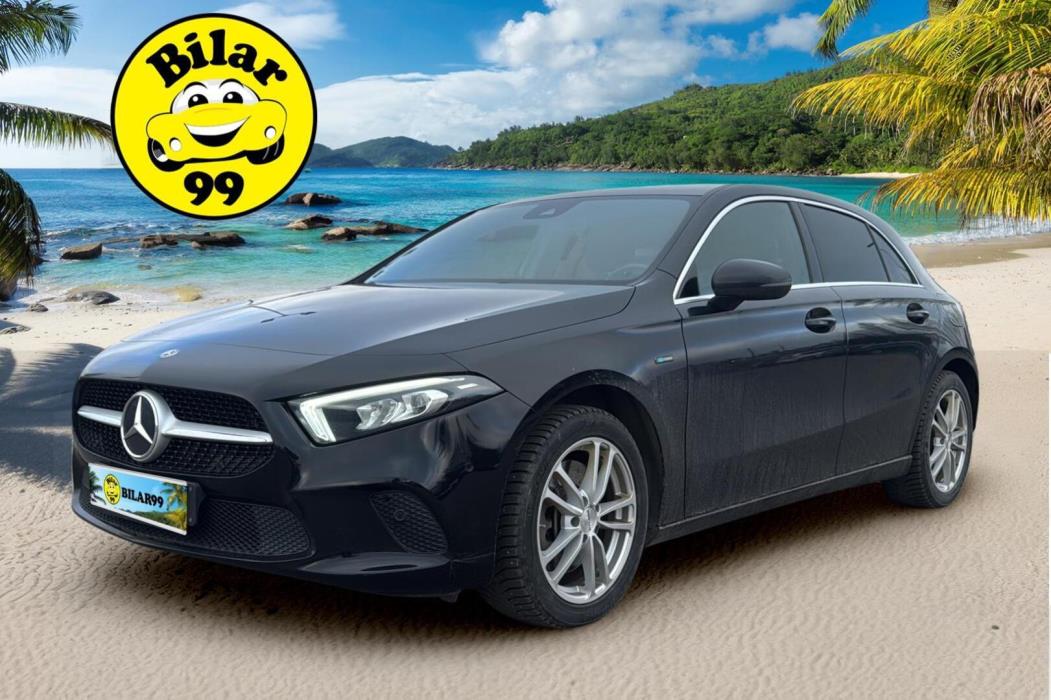 MERCEDES-BENZ A 2020